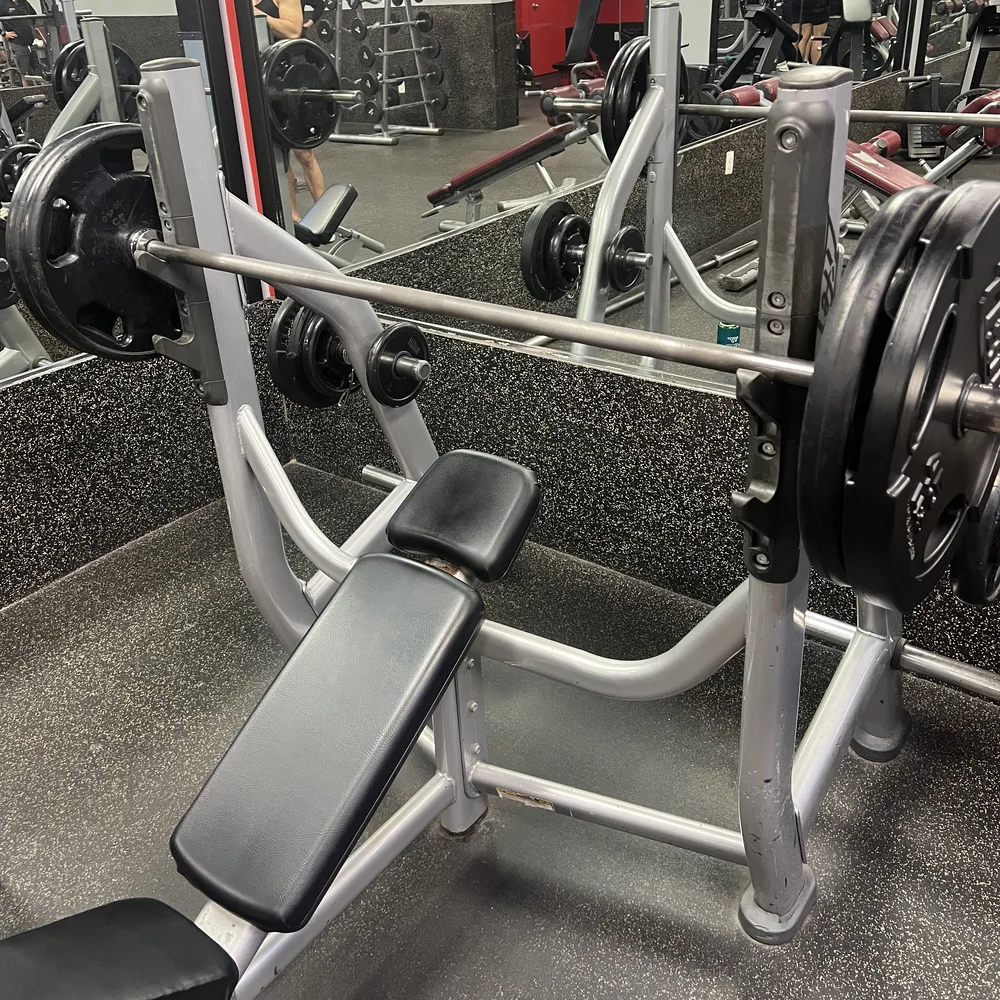 225 Incline Bench